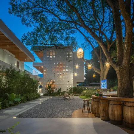 Huizhou Youju Guye Shanye Private Tang Homestay
