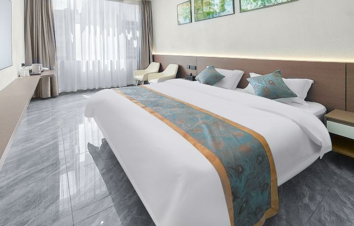 Qujing Longqige Hotel