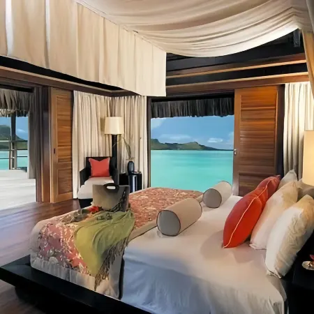 Qihai · Designer Magic Hot Spring Theme Sea View Apartment (Shanhai Square Store)