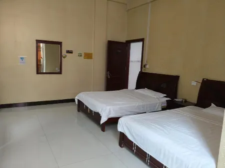 Tianzhi Xinshun Business Hotel Отели рядом с достопримечательностью «Binjiang Leisure Square»