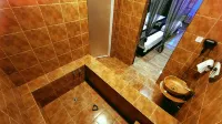 Zhihui Hot Spring Manor。 - พร้อมระเบียง