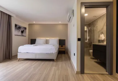 THREE POINTS HOTEL