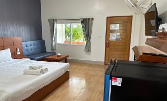 The White House P&N Hotel Chiang Rai