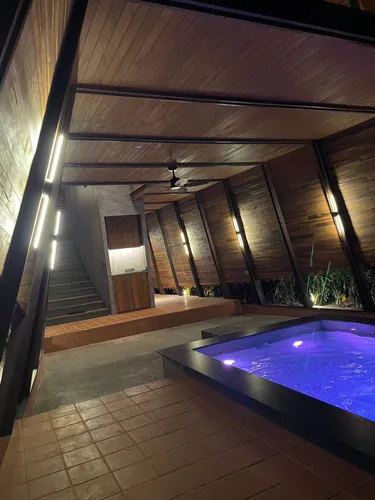 รูปภาพของกระต๊อบ เกาะบุโหลน