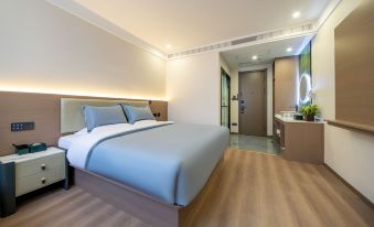 Eve Beauty Hotel (Huimin Street - Bell Tower Metro Station Store)