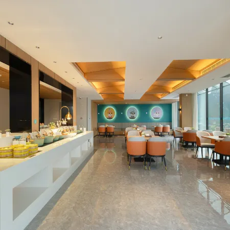 City Comfort Inn Hotel (Hechi Yizhou Longjiang Second Bridge)