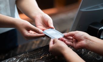 Joyful Tour Grand Rezen Hotel (Zunyi Railway Station)