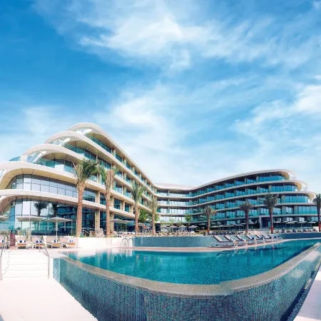 JA Lake View Hotel, Dubai
