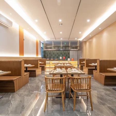 Dujiangyan IGuyan South Bridge Hotel (Guanxian Gucheng Store