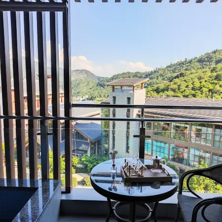 Green · BLISS Private Hot Spring Per Room | Hot Spring Boutique Inn