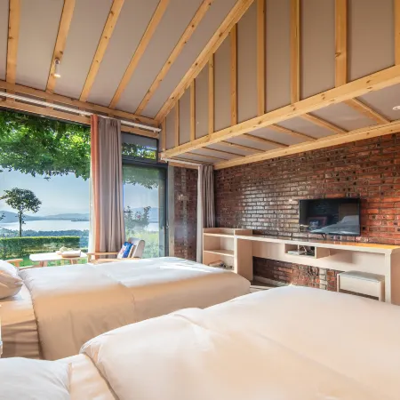 Xichang Banyin Yunju Homestay