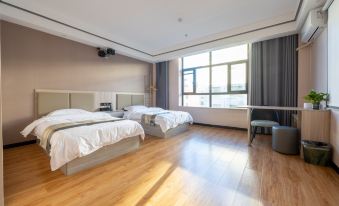 Dunhuang Xitai E-Sports Hotel (Shazhou Night Market)