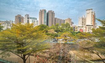 Guide Taichung Gongyi Hall (Hamiton)