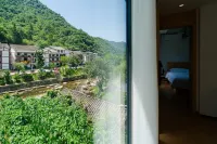 Runi Suoyuan Homestay (Guangwushan Scenic Area) - วิว