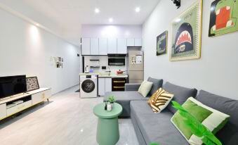 Shenzhen Dabai Apartment (Chegongmiao Branch)