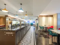 Ruiting Business Hotel (Taiyuan Datong Road Taigang West Gate Branch） Hotels near Jian Caoping