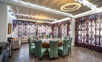 Uropa Garden Hotel