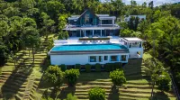 Ocean's 11 Villa Hotels in Ban Pa Khlok