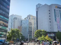 新村中央布朗套房酒店 鄰近新村站的酒店