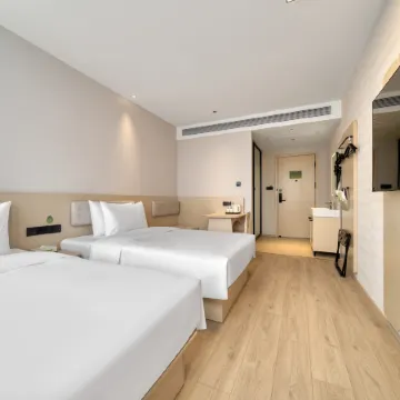 Hi Inn (Xining Railway Station)