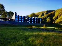 Black Stone Hotel
