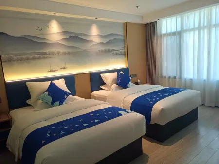 Mingyang Hotel (Chongzuo Daxin County Detian Plaza)
