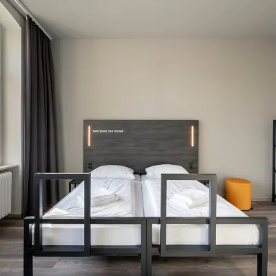 A&O เบอร์ลิน ฟรีดริคไซน์ โรงแรมใกล้ทีมไอส์เบอเริน เบอร์ลิน