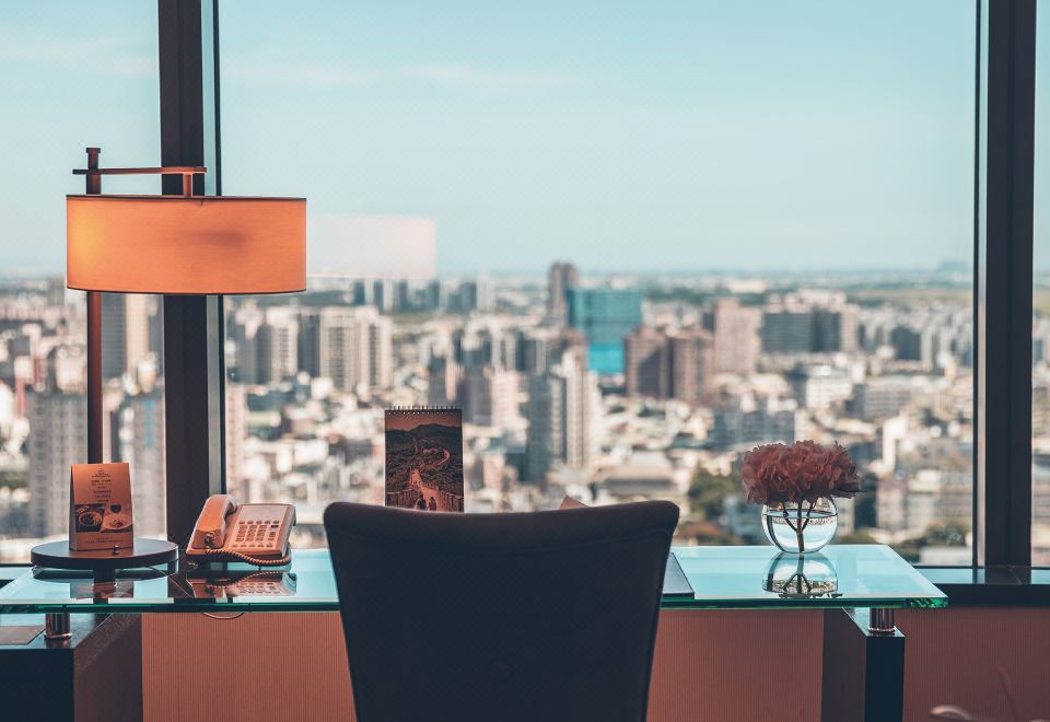 5. 샹그릴라 파 이..