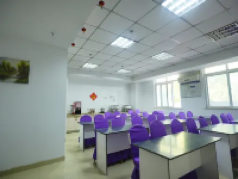 โรงแรมดรีม โรงแรมในเจิ้นเจียง