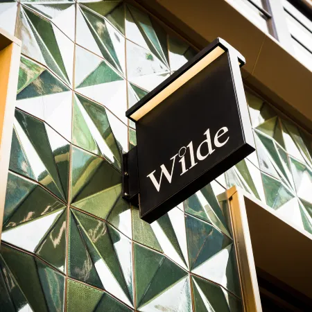 Wilde Aparthotels London Liverpool Street Отели рядом с достопримечательностью «Небоскреб «Хирон-Тауэр»»