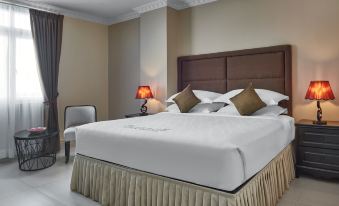 Palace Gate Hotel & Residence By EHM