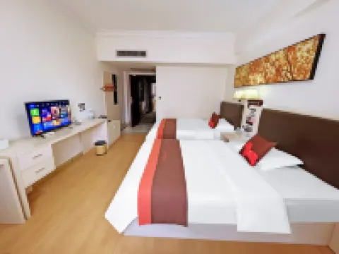 3 Good Chain Hotels (Hezhou College Branch)