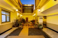 Yunduan Youyuan·Hotel (Liupanshui Wanda Plaza) Hotels near Hongyu Business Entrance