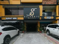 帕拉納克市153西爾維里奧套房酒店 鄰近San Antonio de Padua Parish Church的酒店