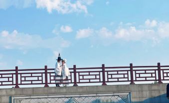 Zhuying Wanghe Garden Hotel (Luoyang Luoyi Ancient City Li Jing Gate Cross Street Branch)