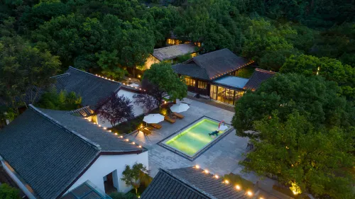 Yijiangnan Shuiyue Hanfu Theme Homestay - บังกะโล