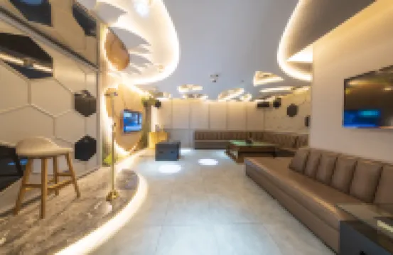 Guangde Swift Valley Luxury Resort
