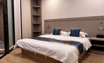 Hengxian Huashi Baijie Hotel