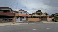 Natol Homestay - London Foochow Road Hôtels à : Kuching