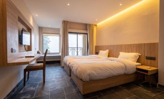 Nana Mountain Resort Mt. Annapurna View