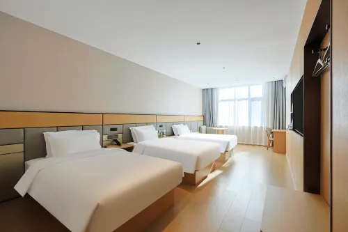 Art  Hotel(Hunchun Commercial Street) - Khách sạn giá rẻ