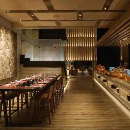 pinhu  Yijia Hotel
