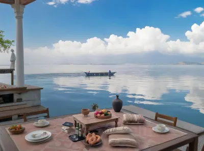 Dian Chuyao · Fengyin Erhai | Holiday Villa All-Seaview Designer Homestay (Dali Erhai Branch) Hotels in Dali Airport