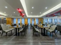 Puyang Fuli Hotel (Wanjia 360 Plaza Branch, Changqing Middle Road) Hotel di Puyang