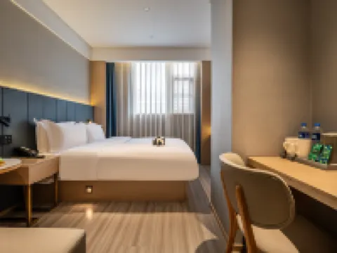 Chupin Hotel (Taikouli Branch, Chunxi Road, Chengdu) Hotel di Chengdu