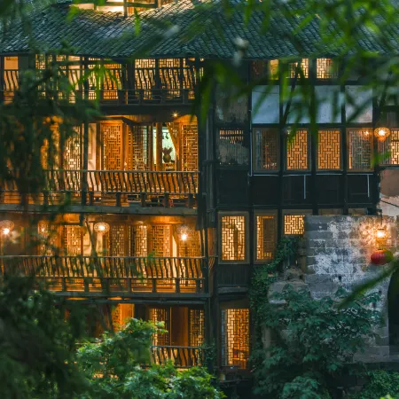 Dashundian Hanging House Hostel
