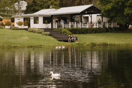 Ampersand Estates The Vintner's Residence