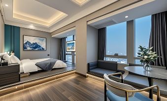 Xingyi International Apartment (Guangzhou Changgang Metro Station)