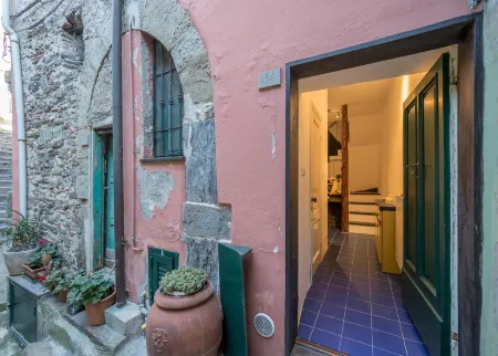 Refilea Sea View Tower with Views