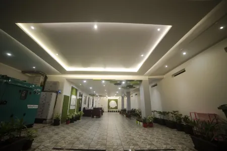 Murali Krishna Apart Hotel Отели в г. Какинада